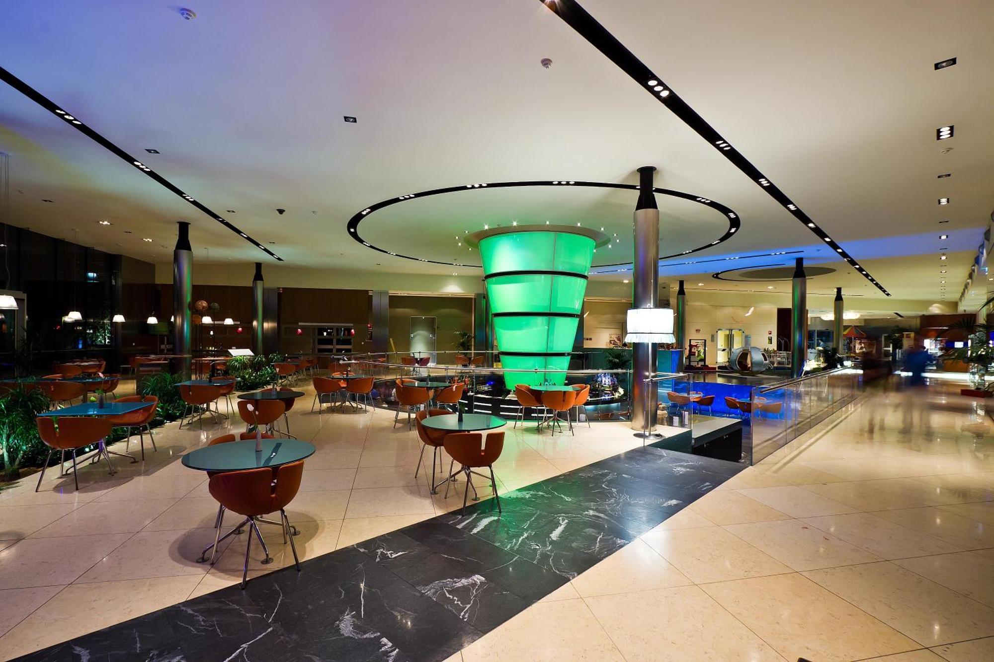 Una Hotels T Hotel Кальярі Екстер'єр фото